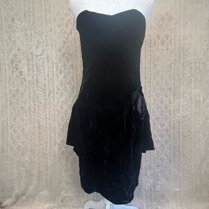 Vintage Positively Ellyn Black Velvet Peplum Dress Sz 10 Strapless Union Made